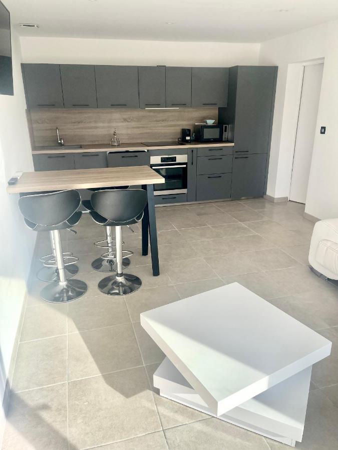 Havre De Paix Appartement Montaren-et-Saint-Médiers Buitenkant foto